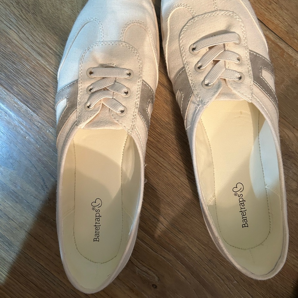 BareTraps Women's Beige Lace-Up Sneakers